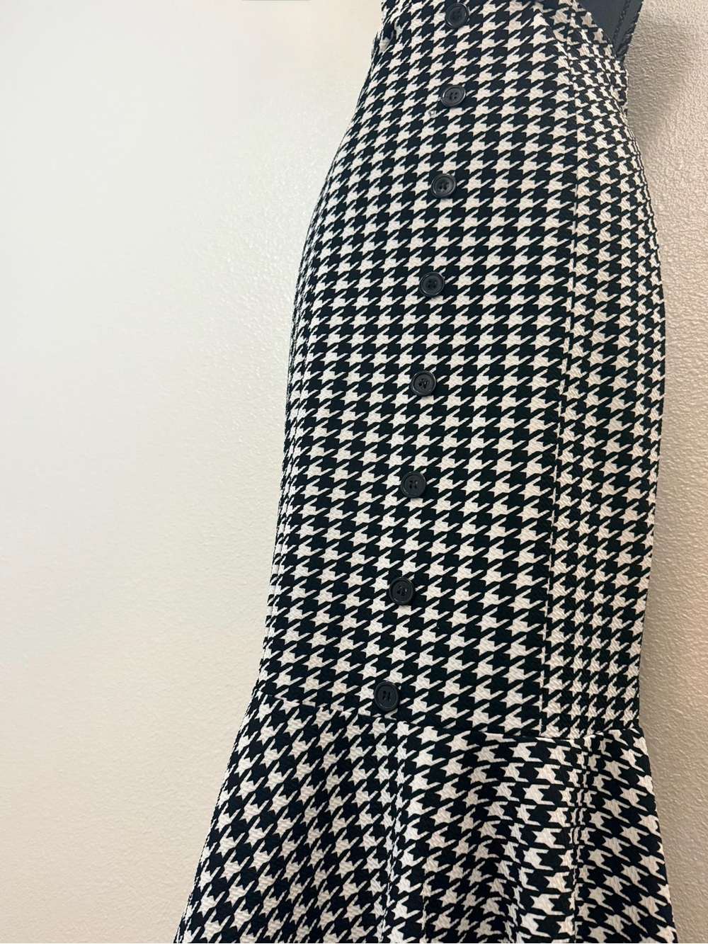 SHEIN Black and White Houndstooth Suspender Skirt - Picture 3 of 10